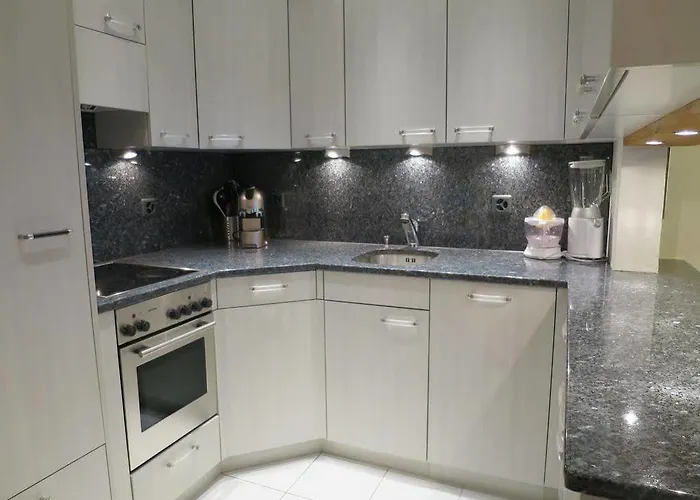 Franca E06 Apartment Arosa